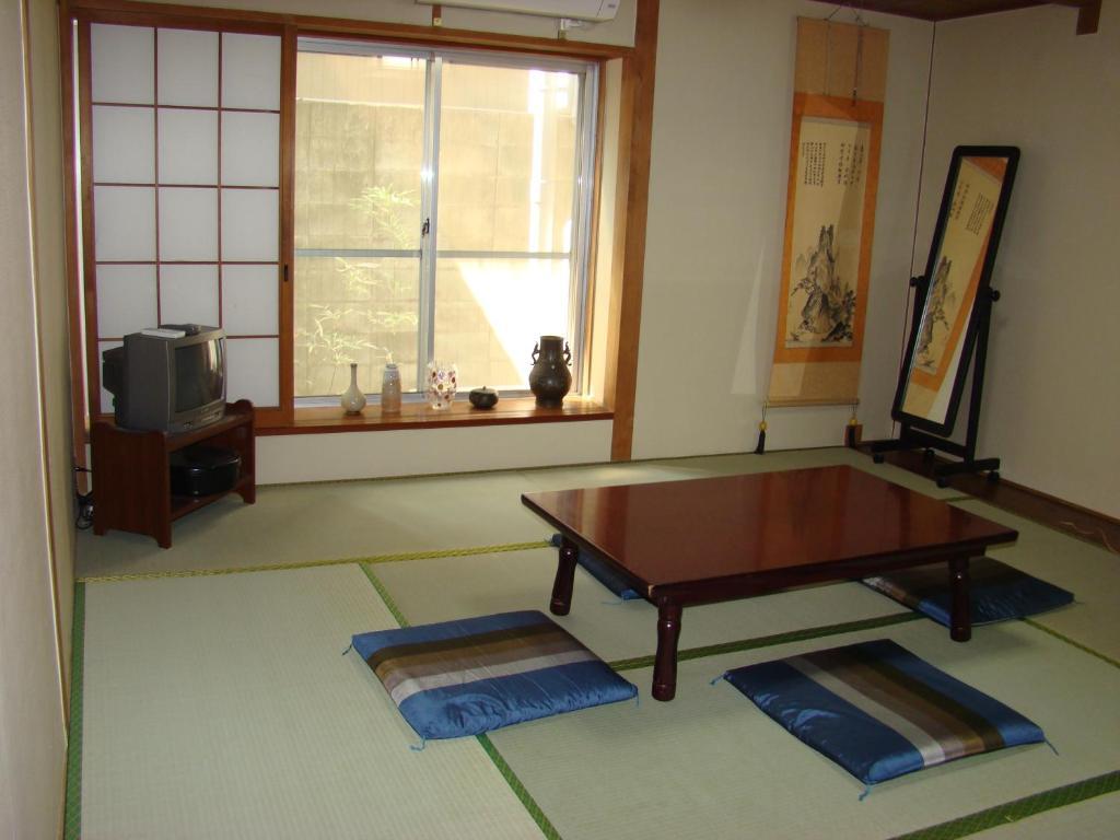 Hotel Yamabe Tenri Zimmer foto
